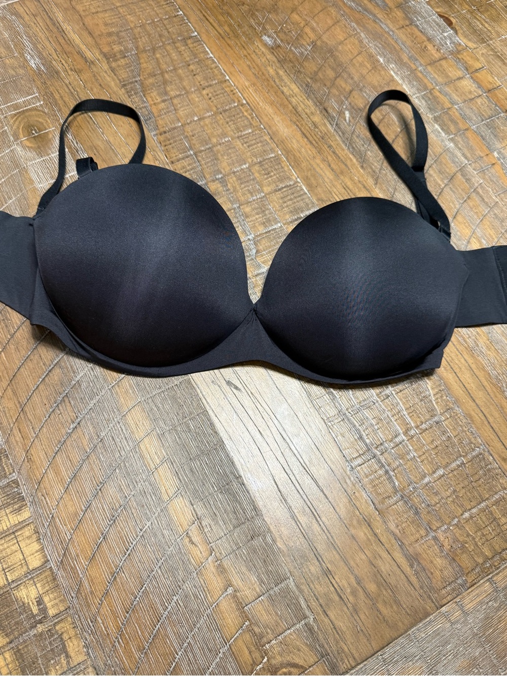 NWT Skims Black Ultimate Push Up Strapless Bra
